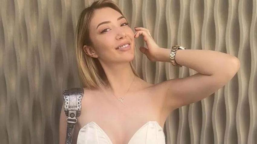 Yasmin Erbil beyaz göğüs dekolteli elbisesiyle olay oldu!