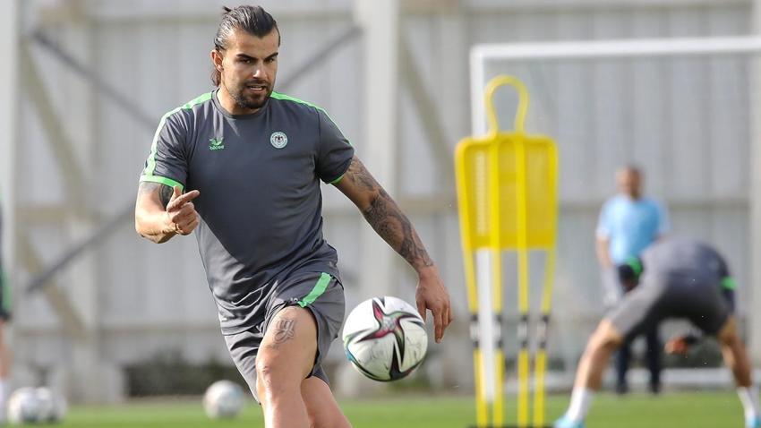 Fenerbahçe'de flaş ayrılık! Yerini Galatasaray ve Beşiktaş'a transfer çalımı atarak doldurdular