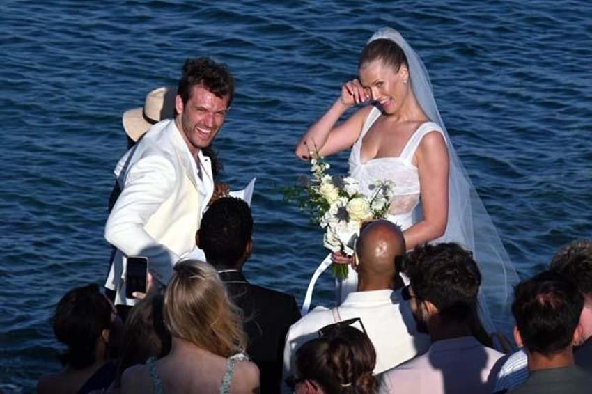 Toni Garrn ve Alex Pettyfer tekrar evlendi! Törende romantik anlar...