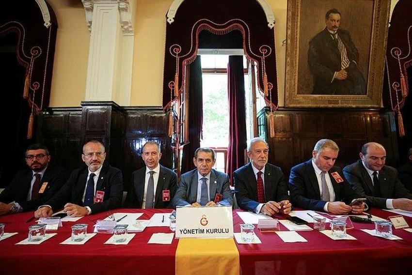 Fenerbahçe'nin eski yıldızını aradı Galatasaray'a çağırdı! 'Alo ben Okan hocan...'