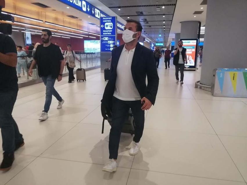 Galatasaray'dan İtalya'ya transfer çıkarması! Forvete 2 yeni golcü geliyor Bafetimbi Gomis ve Mbaye Diagne'ye güle güle...