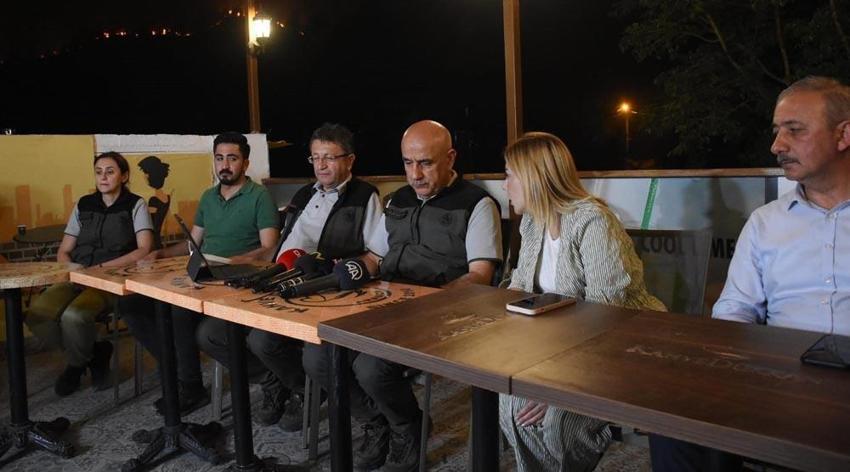 Marmaris'teki orman yangınında 3'üncü gün; alevler 5 noktada ilerliyor