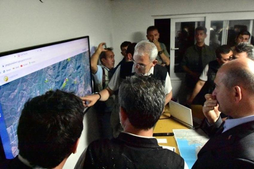 Marmaris'teki orman yangınında 3'üncü gün; alevler 5 noktada ilerliyor