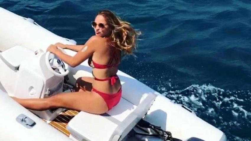 Survivor Berna Keklikler kırmızı mini elbisesiyle ortalığı kasıp kavurdu!
