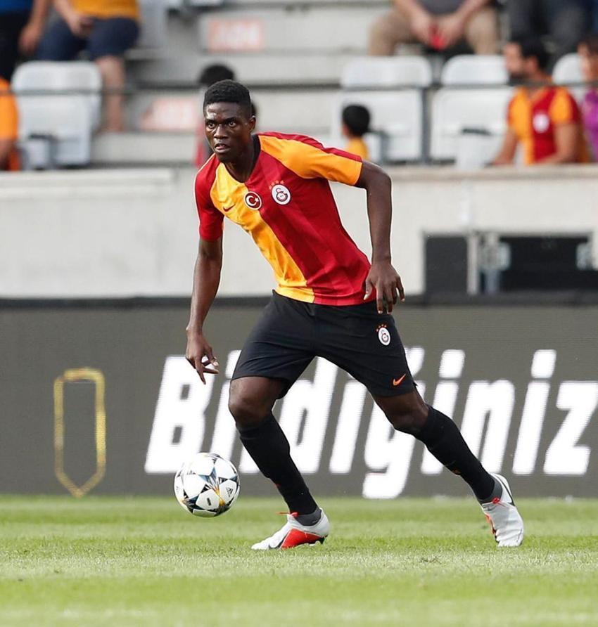 Galatasaray'da kabuk değişimi! 5 ismin bileti kesildi