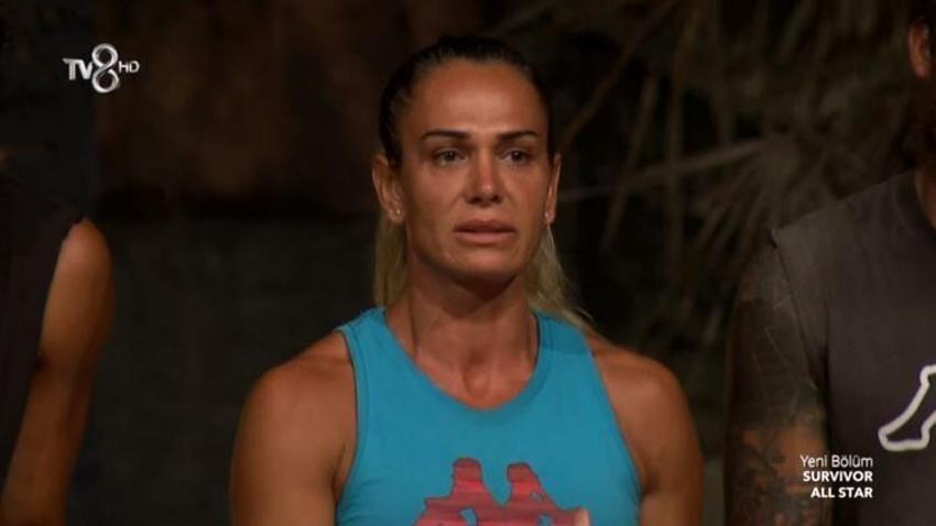 Survivor'da Nagihan elendi ortalık karıştı! Sema çılgına döndü, Ayşe ve Nisa için...