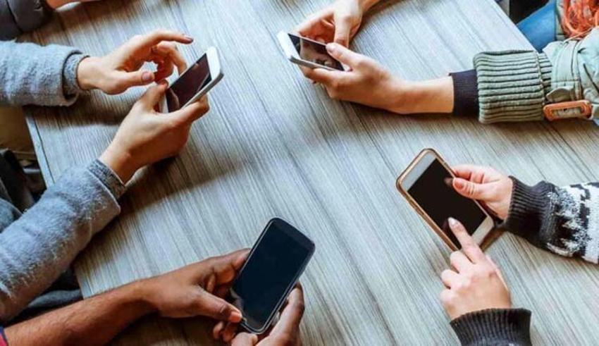 iPhone'ların ismi değişiyor! Apple'dan bomba hamle,  iPhone 14 ve...