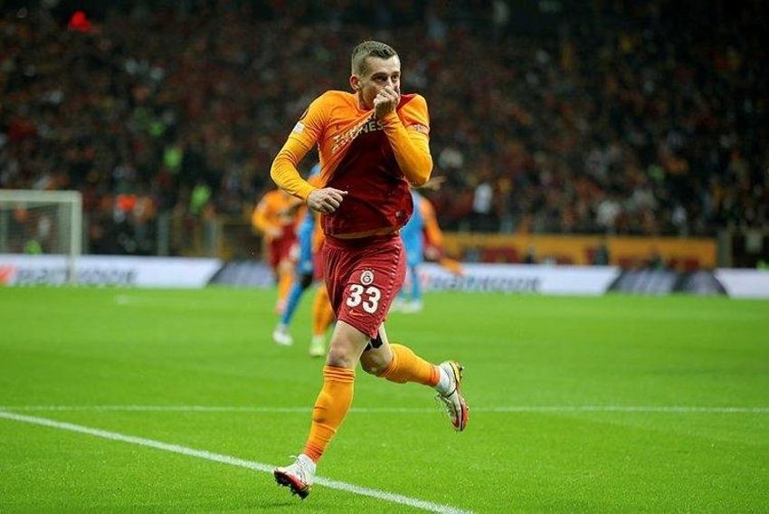 3 yıl önce Zidane R.Madrid'e alamamıştı! Okan Buruk 70 M.€'luk 6 numarayı bitirmek üzere