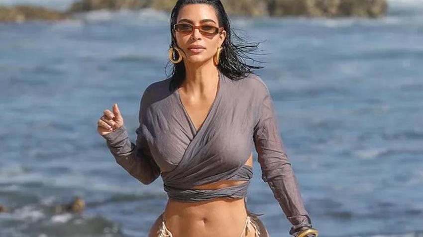 Kim Kardashian serisini tanıttı! Göğüslerinin yarısı açıkta kaldı...