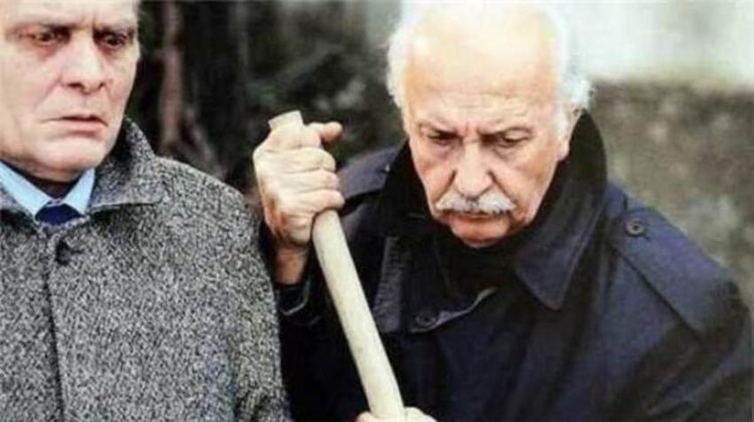 Kurtlar Vadisi'nin efsane isimleri bir bir aramızdan ayrılıyor!