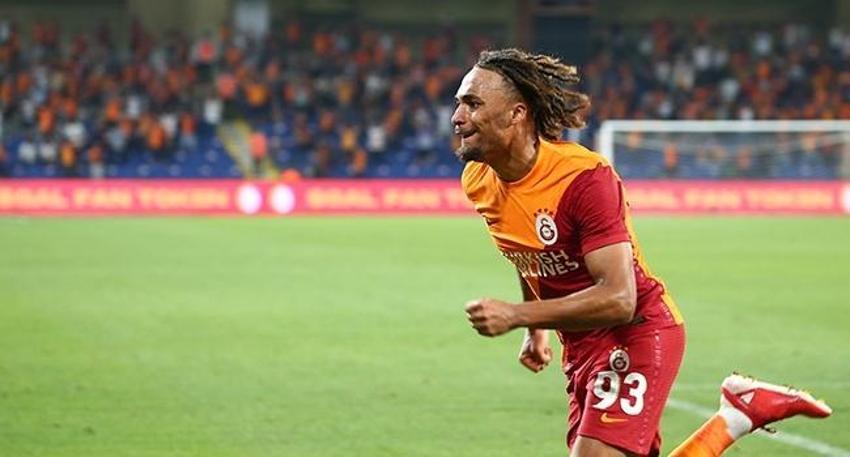 Okan Buruk dün antrenmana çıktı bugün iki ayrılığı duyunca büyük şok yaşadı!