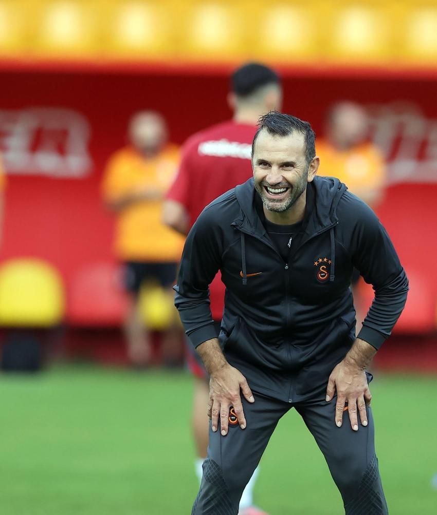 Okan Buruk dün antrenmana çıktı bugün iki ayrılığı duyunca büyük şok yaşadı!