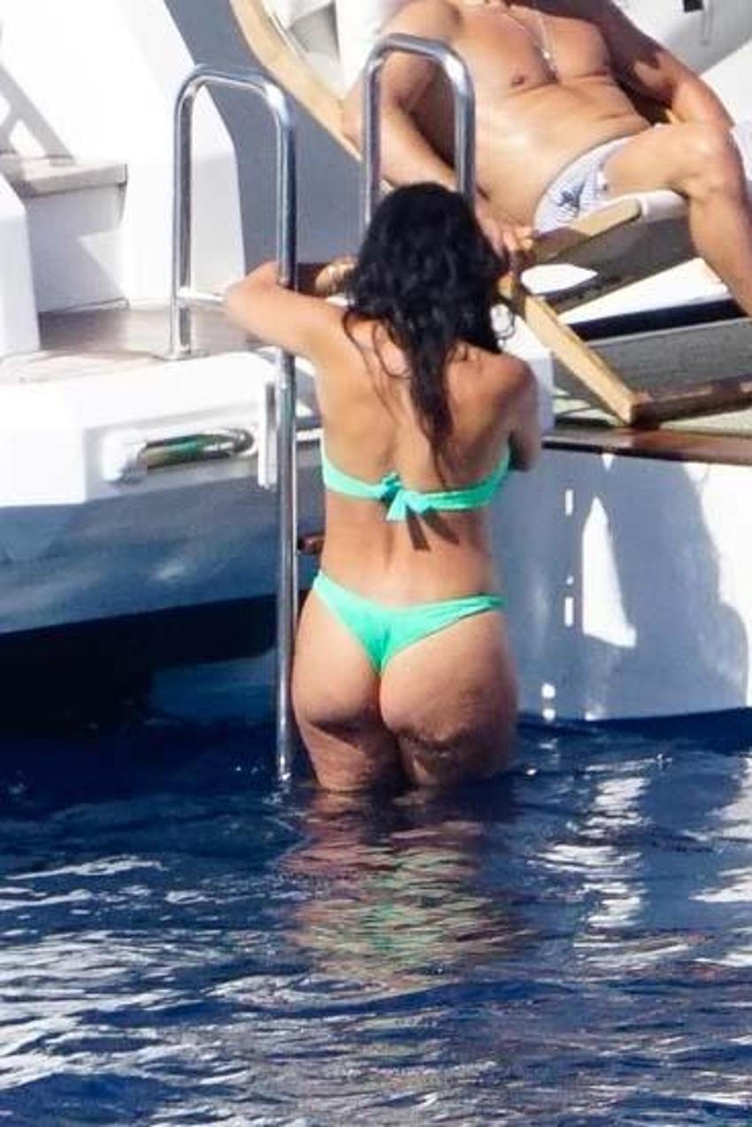 Cristiano Ronaldo ve Georgina Rodriguez tatilde! Fiziğiyle dikkat çekti...