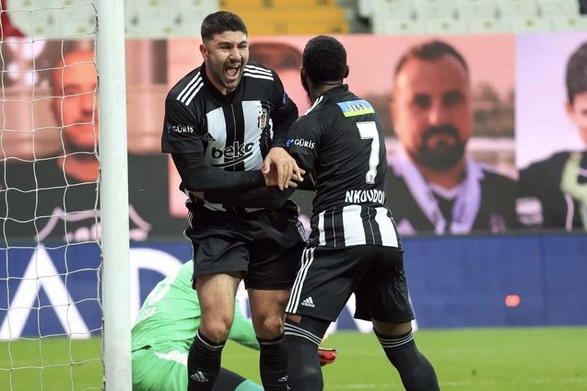 Son şampiyon Trabzonspor transferde Beşiktaşlı yıldızı bitiriyor! Abdullah Avcı onay verdi pazarlıklar başladı...
