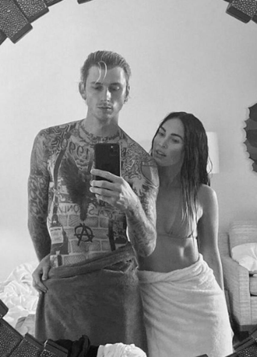 Megan Fox -Machine Gun Kelly aşkı doludizgin sürerken şoke eden görüntüler ortaya çıktı! Kafasında kadeh kırdı