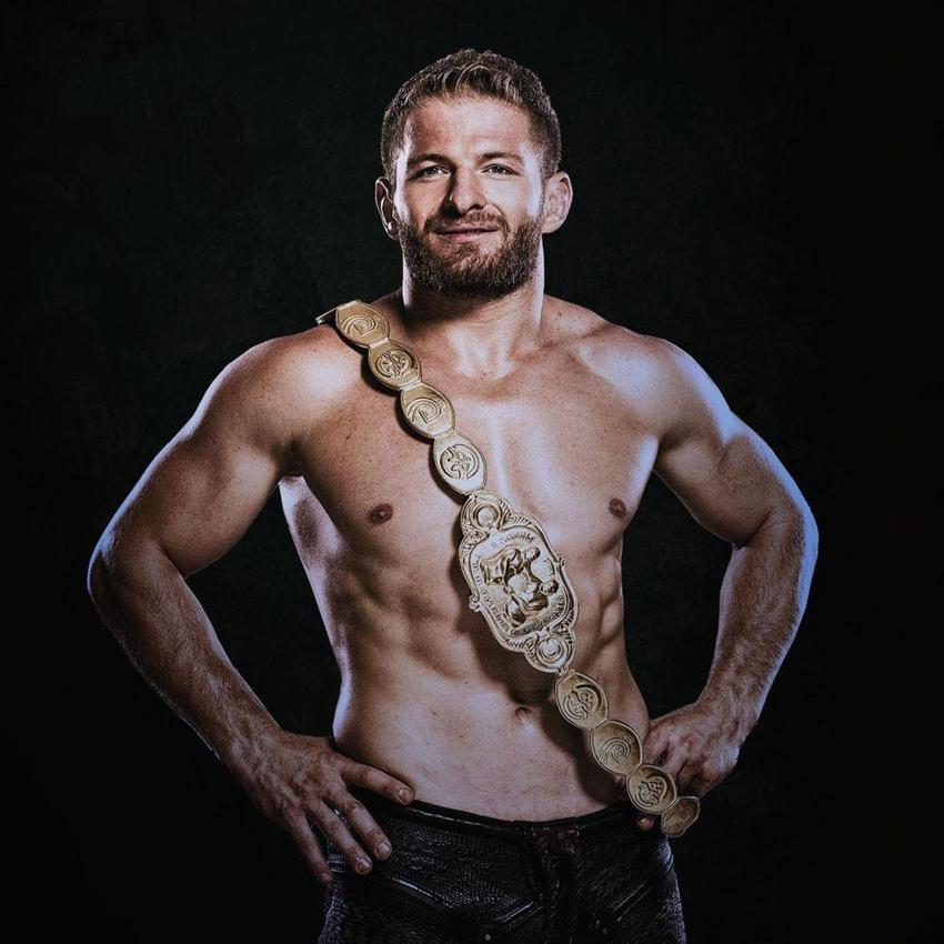 Survivor'da kimler şampiyon oldu? Geçmişten günümüze Survivor şampiyonları! İşte Survivor'a damga vuran şampiyonlar...