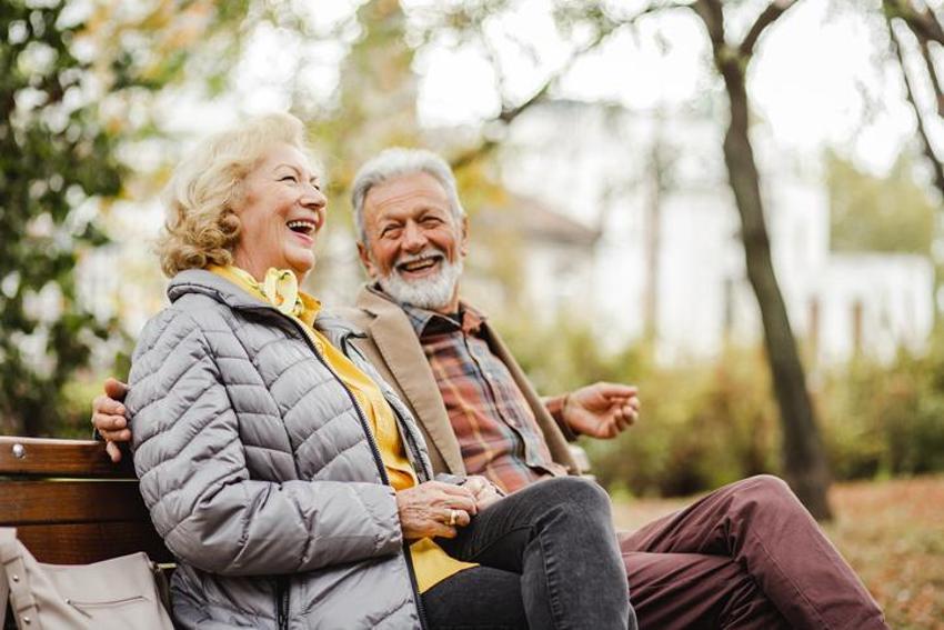 Demans ve Alzheimer ile ilgili korkutan açıklama! Tamamen değişiyor: Araba kullananlar, gülenler, küfür edenler, cömert insanlar...  