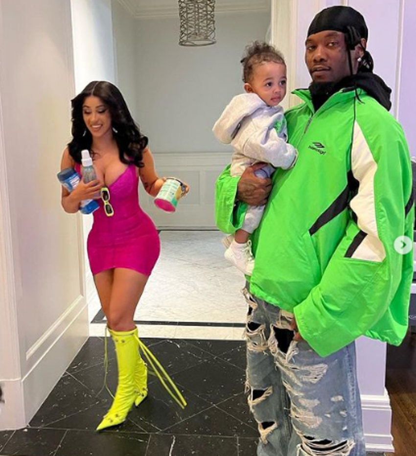 Cardi B'nin son pozları sosyal medyayı sallıyor! Hem filtreli hem filtresiz...