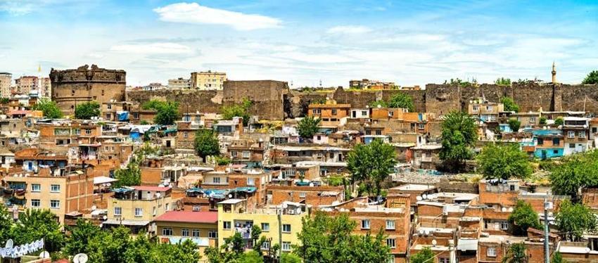 Türkiye'de il sayısı 100'e çıkacak mı? İşte en kalabalık ve şehir olmaya aday ilçeler...
