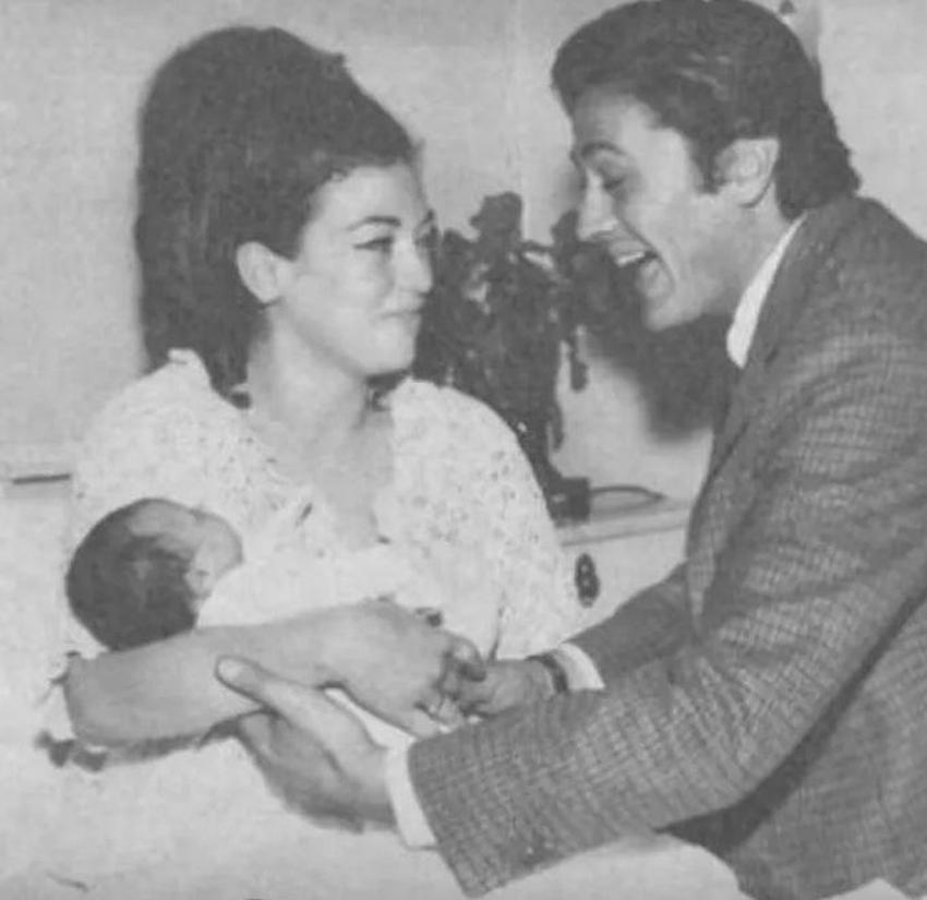 Cüneyt Arkın'ın kızı Filiz Canlı'ya yazdığı mektup ortaya çıktı! 'Sana bunları yazmamın bir sebebi var...'