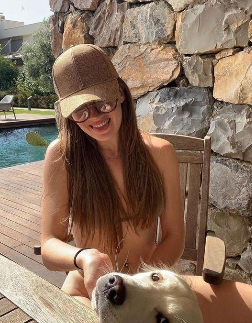 Gizem Karaca'nın bikinili pozları dikkat çekti! Yorum yağdı