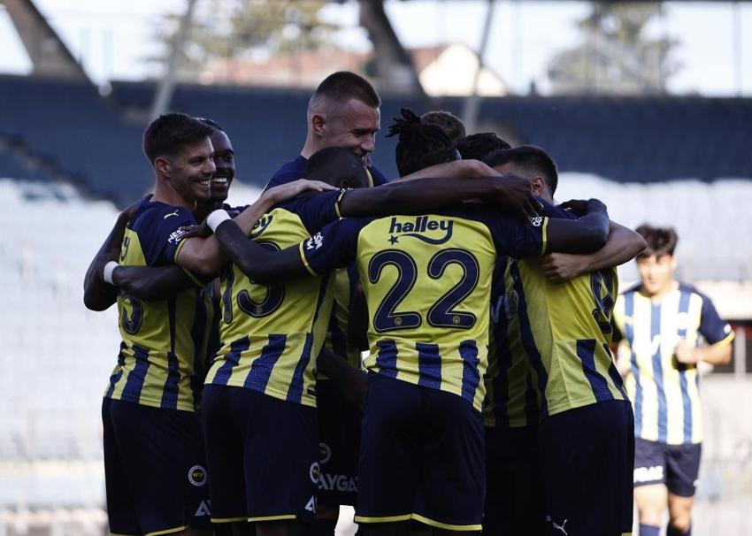 Fenerbahçe - Partizan maçına damga vurdu! Jorge Jesus resmen çıldırdı! Bu nasıl gol? Emre Mor oyuna girer girmez...