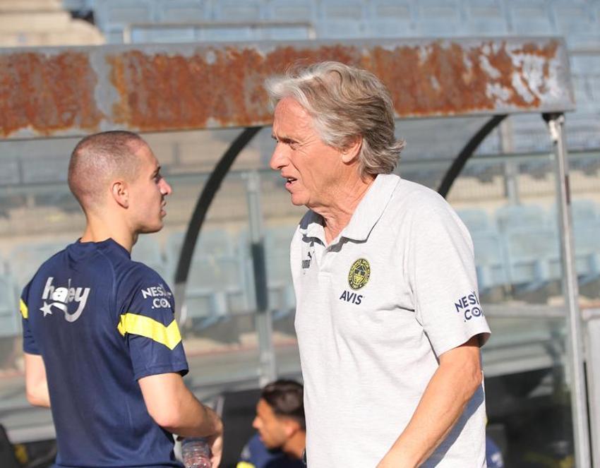 Fenerbahçe - Partizan maçına damga vurdu! Jorge Jesus resmen çıldırdı! Bu nasıl gol? Emre Mor oyuna girer girmez...