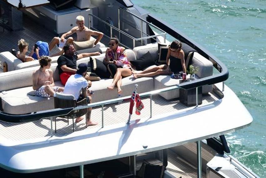 David-Victoria Beckham çiftinin yat tatili! Detayları şoke etti...