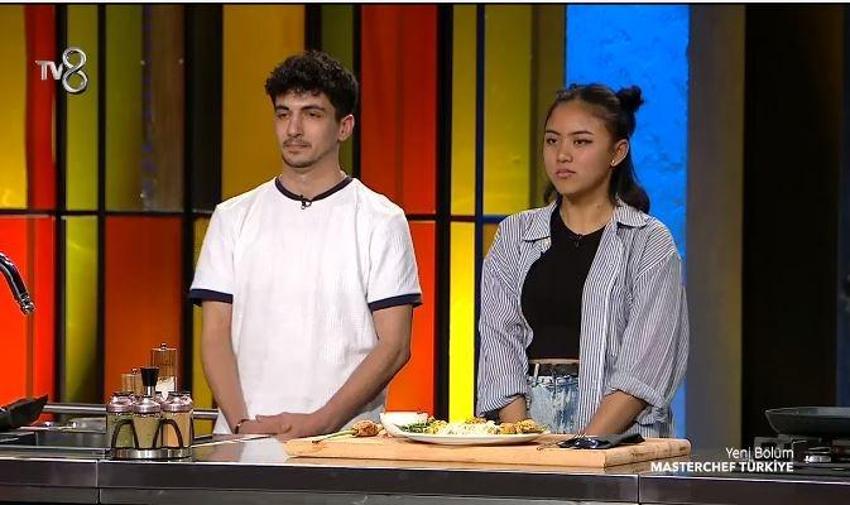 MasterChef'te Mehmet Şef, Danilo Zanna'yı tiye aldı! Endonezyalı yarışmacı Marsha sevgilisini çağırdı ve...