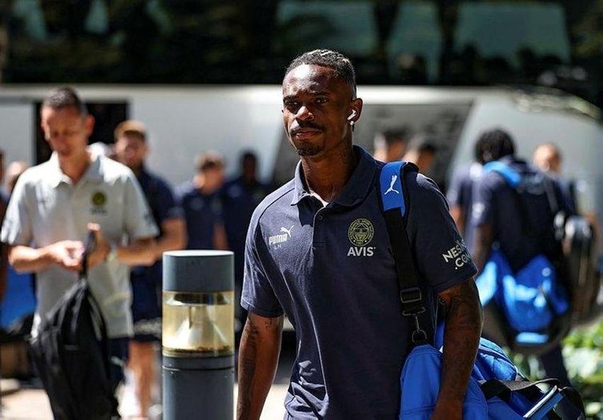 Önce Doğan Alemdar'ı transfer ettiler şimdi Fenerbahçe'nin yıldızı için İstanbul'a geldiler