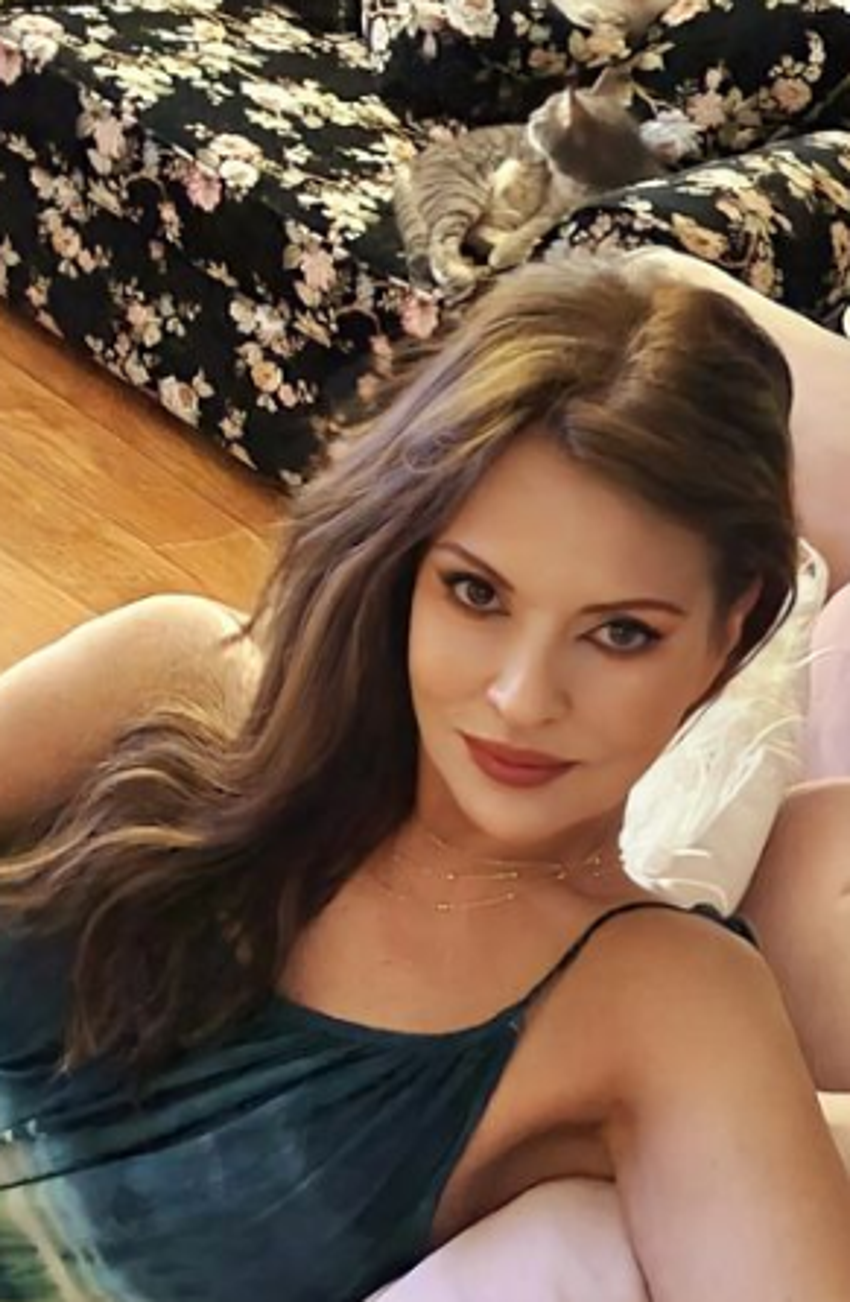 Aydan Şener bikinili pozuyla gençlere taş çıkarttı! "20 yaşında gibisiniz"
