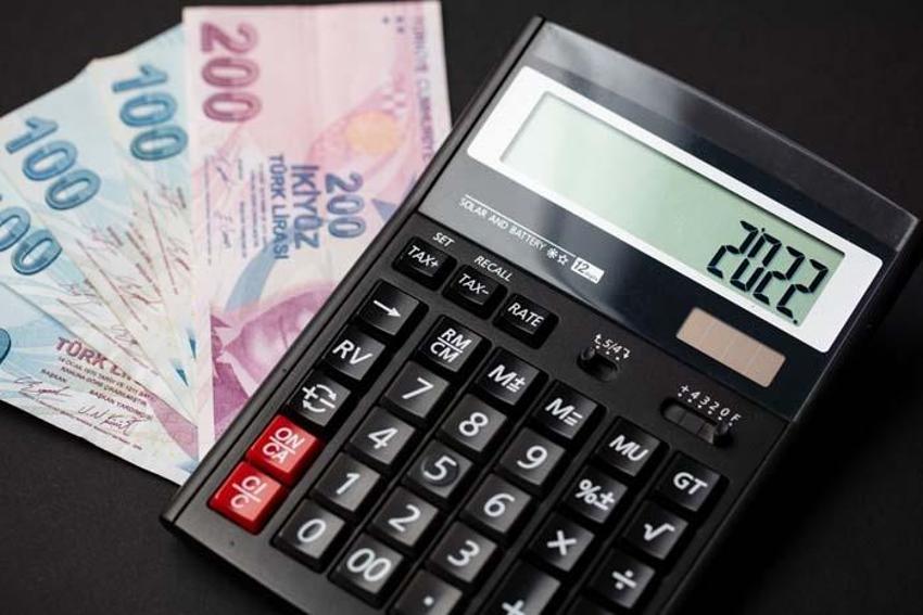 Memur maaşlarında, emekli aylık ve ikramiyelerinde büyük artış! Yeniden hesaplandı, rakamlar değişti, 1.946 TL fark çıktı