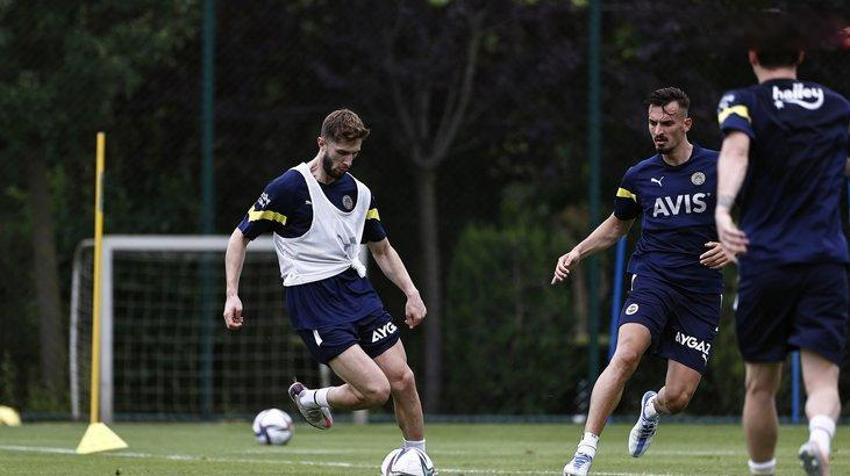 Taraftarlardan Jorge Jesus'a büyük tepki! 'William Carvalho'yu bırak elindeki yıldıza bak'