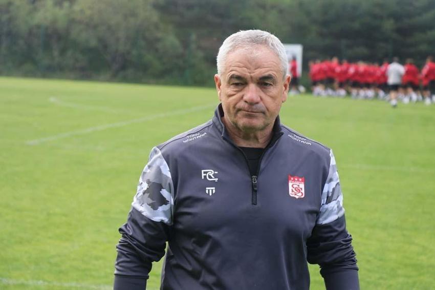 Yılın bombası Rıza Çalımbay'dan! 'Evet Beşiktaş'ın yıldızıyla görüştüm' Genoa, Trabzonspor derken...
