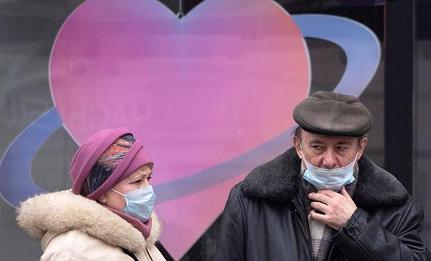 Kabus yeniden patladı! Kapanma ve maske zorunluluğu kararı alındı, vaka sayılarında rekor artış