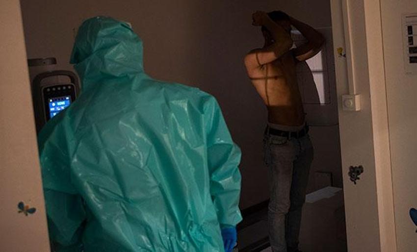 Kabus yeniden patladı! Kapanma ve maske zorunluluğu kararı alındı, vaka sayılarında rekor artış