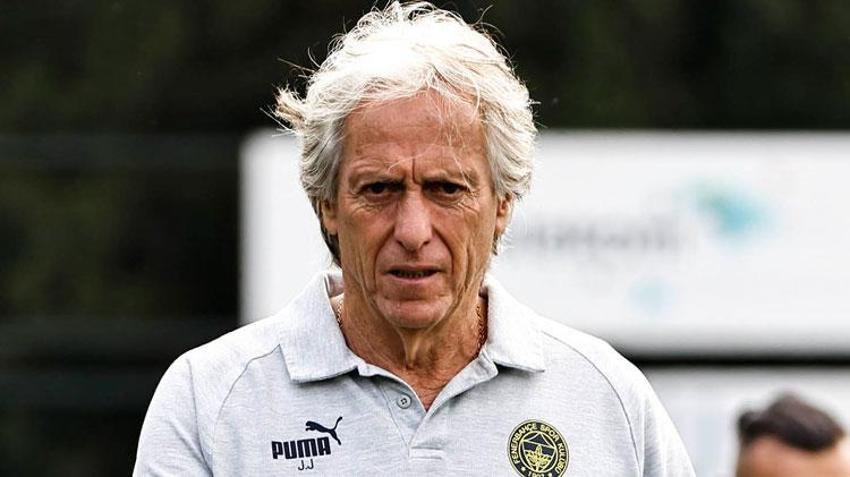 Fenerbahçe transferde bombayı patlatıyor! Takım arkadaşlarıyla vedalaştı İstanbul'a geliyor...