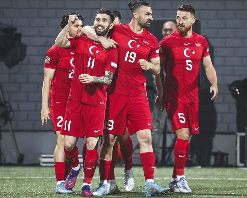 Federasyon Başkanı Mehmet Büyükekşi'den flaş açıklama: Fenerbahçe 5 yıldızlı formayla sahaya çıkarsa...