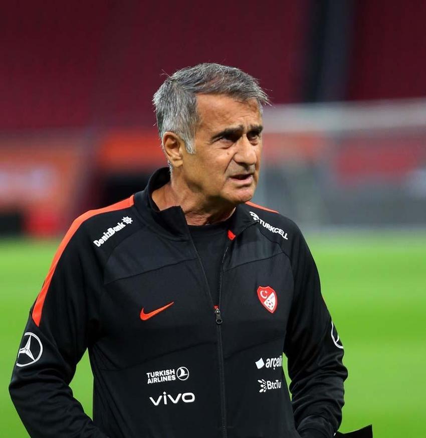 Federasyon Başkanı Mehmet Büyükekşi'den flaş açıklama: Fenerbahçe 5 yıldızlı formayla sahaya çıkarsa...