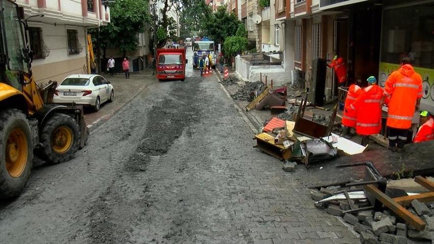 İstanbul’da sel felaketi! Sağanak kuvvetli vurdu! Vali saat verip uyardı...