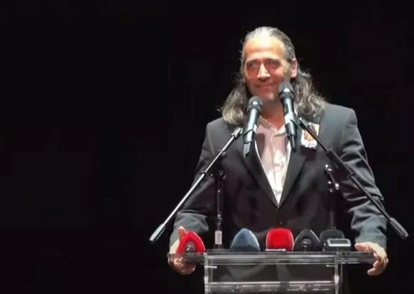 Cüneyt Arkın paylaşımı yürek burktu! "Babasız ilk bayram…"