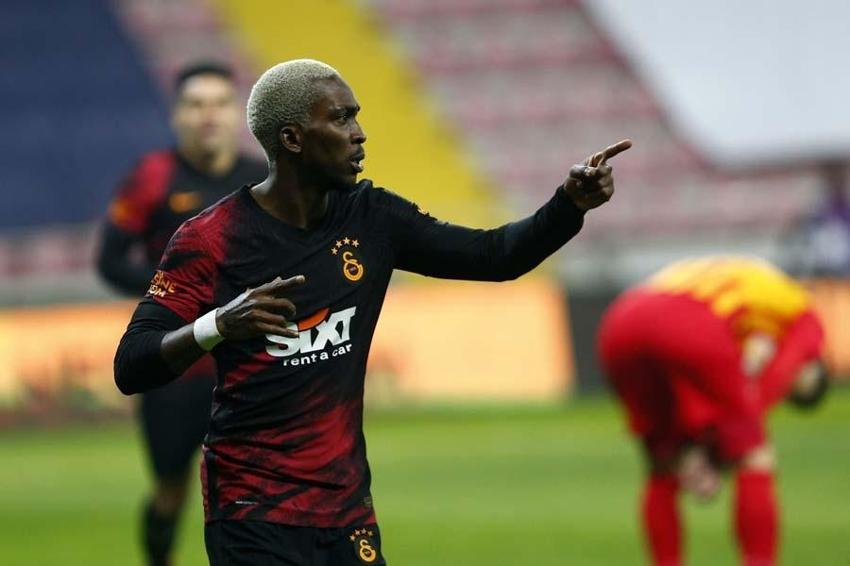 Henry Onyekuru Süper Lig'e geri döndü! İstanbul'a geldi resmen imzayı attı...