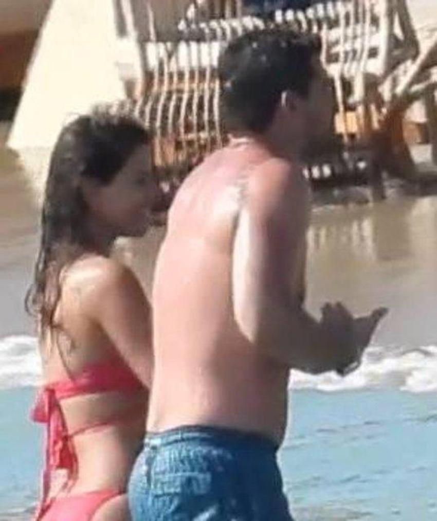 Berk Atan ile Selin Yağcıoğlu baş başa tatilde!