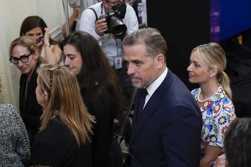 ABD'yi sarsan skandal! Başkan Biden'ın oğlu Hunter Biden'ın başı belada: Kız arkadaş deneyimi için 30 bin dolar!
