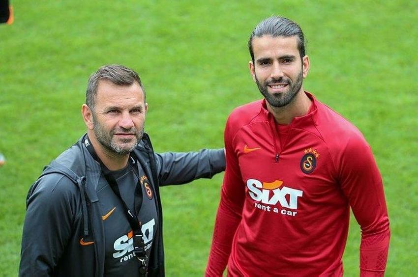 G.Saray'da ortalık karıştı! Okan Buruk'a çığ gibi tepki! 'Bu 2 futbolcu ya kadro dışı kalsın ya da gitsinler'