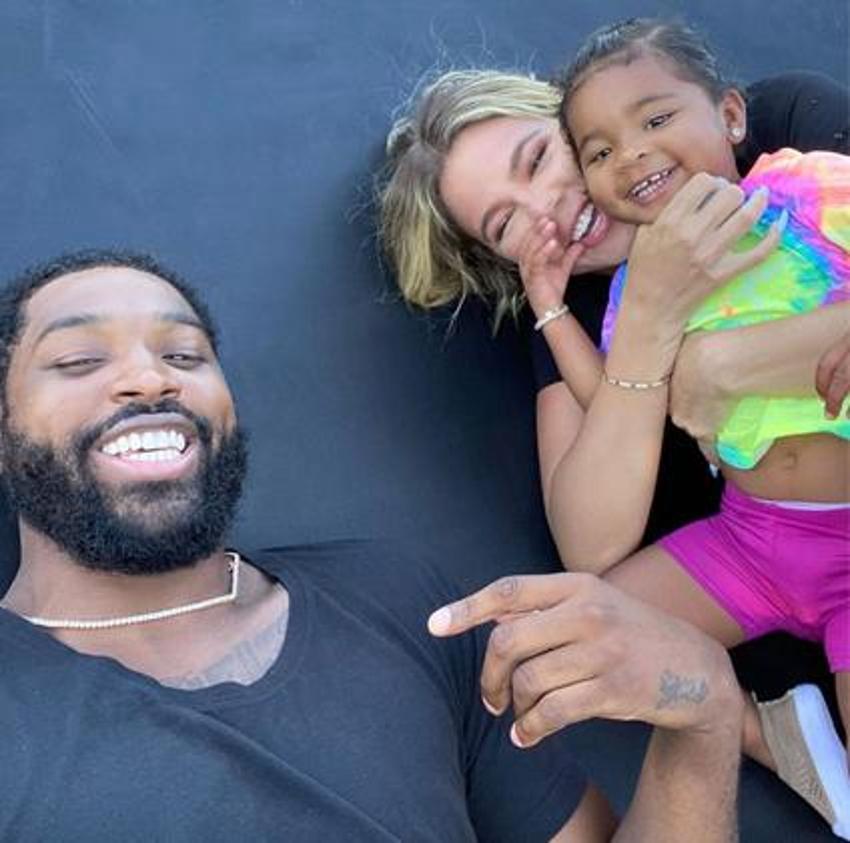 Khloe Kardashian'dan şaşırtan bebek kararı!