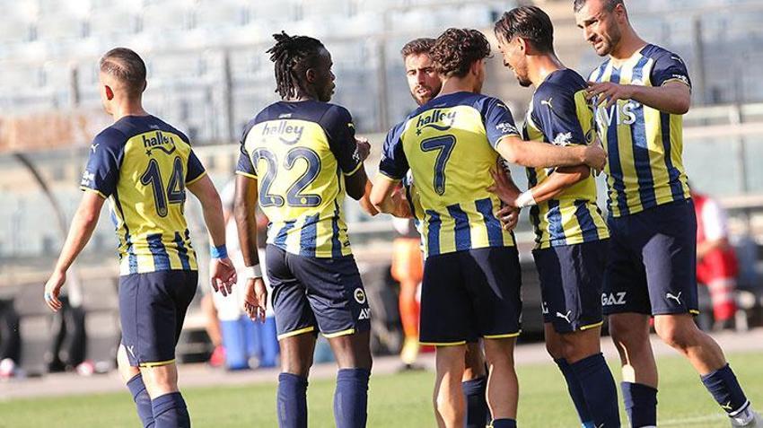 Fenerbahçe'de 7 futbolcu Samandıra'yı boşaltıyor! 'En fazla maaşı siz alıyorsunuz, size güle güle'