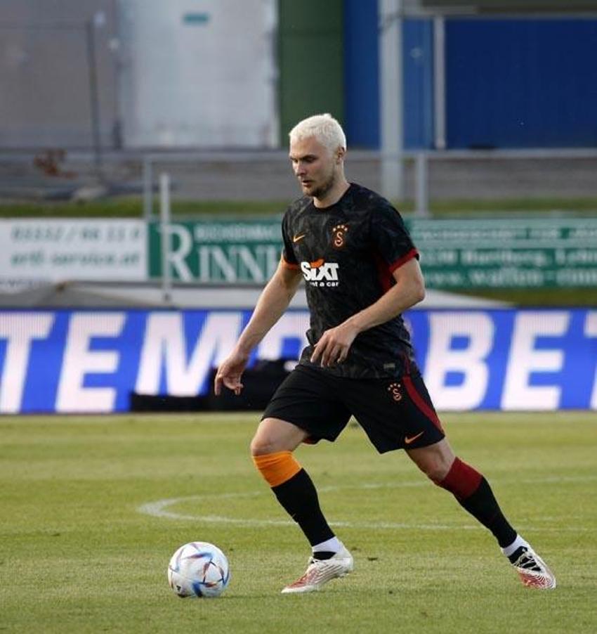 Galatasaray'daki transfer krizini açıkladı! 'Çok sakatlanıyor inşallah Florya'ya getirmezsiniz'
