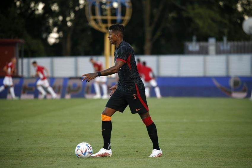 Galatasaray'daki transfer krizini açıkladı! 'Çok sakatlanıyor inşallah Florya'ya getirmezsiniz'