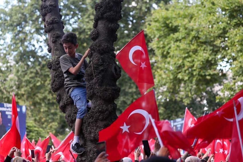 15 Temmuz Demokrasi ve Milli Birlik Günü, binler Saraçhane Meydanı'na akın ediyor...